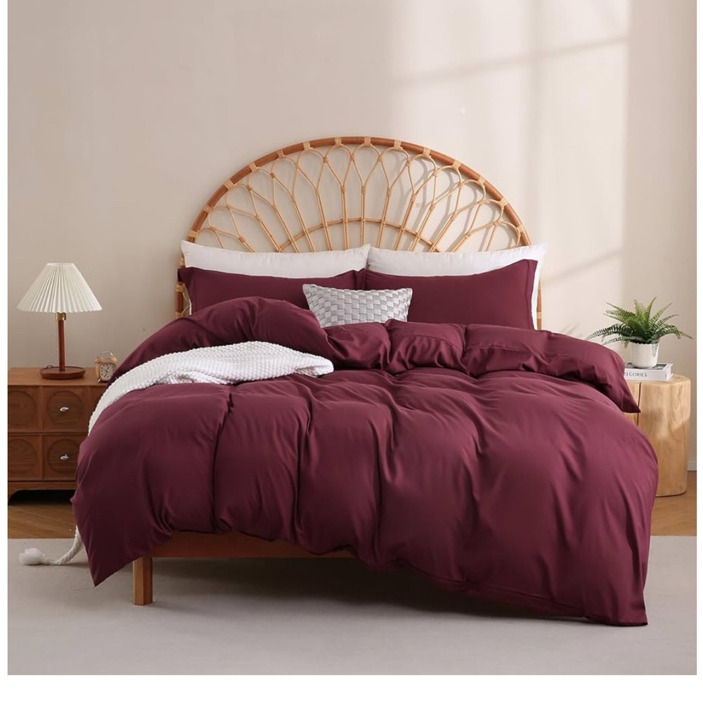 King Duvet Cover with Pillow Shams (comforter not included)